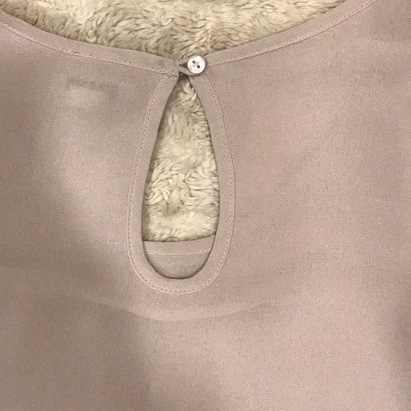 Mercer & Madison nude beaded shell tank Size Small - Picture 4 of 5